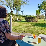 Hotel-restaurant La Belle Poule - Hotel Rochefort (Charente-Maritime)