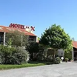 Hotel Hôtel-restaurant La Belle Poule - 3*