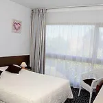 Hotel-restaurant La Belle Poule - Hotel 3*