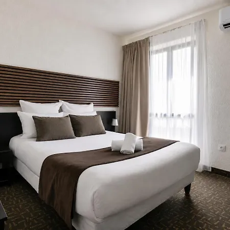 Hotel-restaurant La Belle Poule - 3* Rochefort (Charente-Maritime)