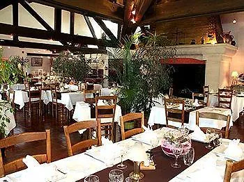 Hotel-restaurant La Belle Poule - Contact