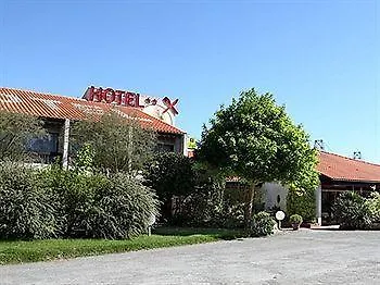호텔 Hotel-restaurant La Belle Poule - Contact 3*