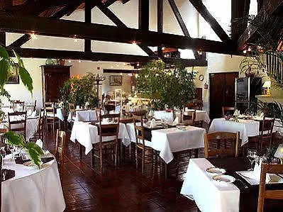 Hotel-restaurant La Belle Poule - Contact