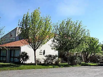 酒店 Hotel-restaurant La Belle Poule - Contact 3*